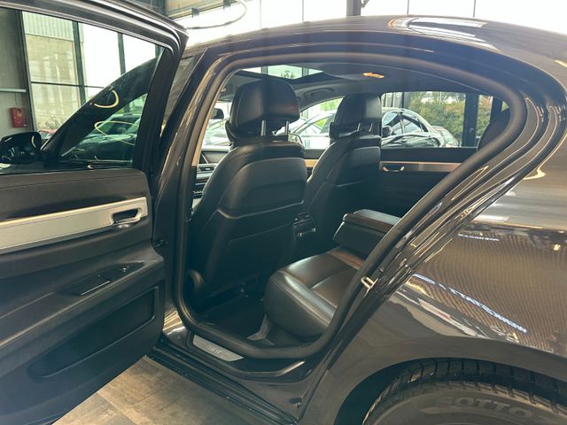 BMW 740 d xDrive *HeadUP*KomfortSitze*Vollauss.*