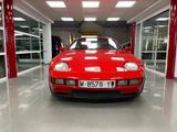 Porsche 928 V8 de 4.5 litros (310 CV) - rote Porsche 928