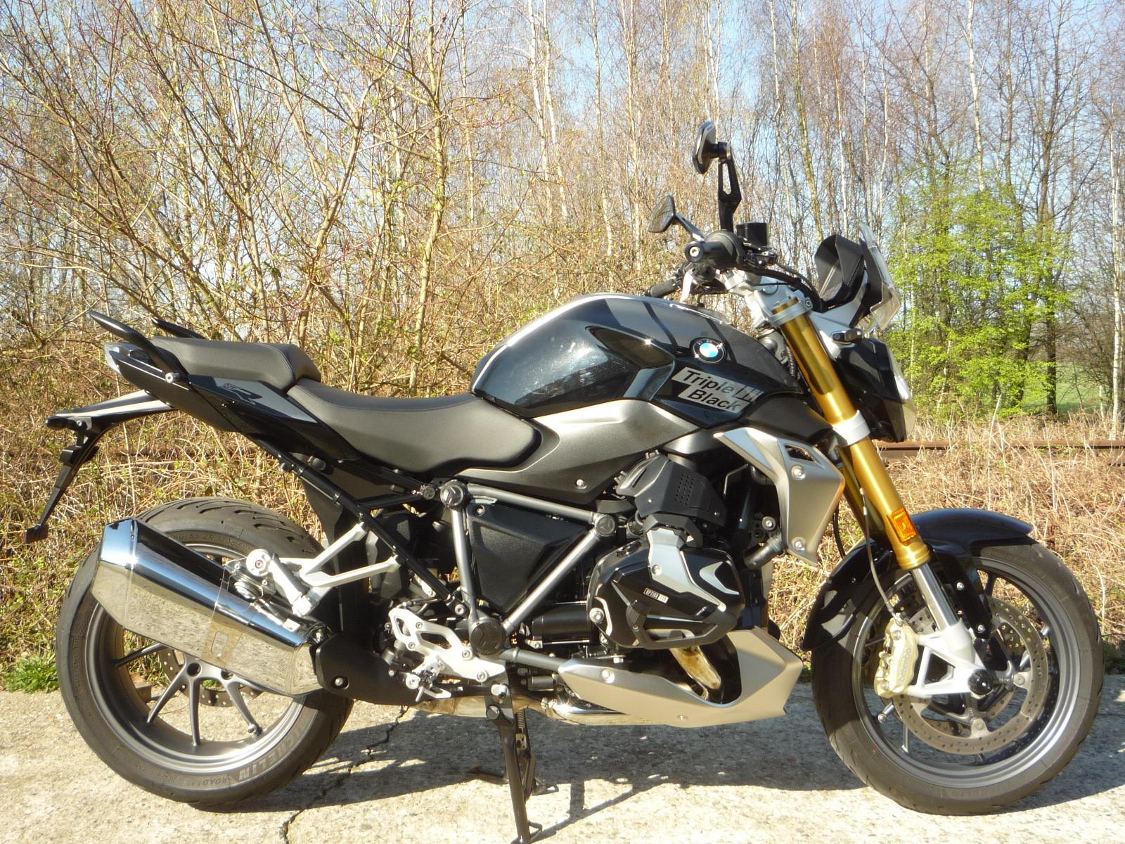 BMW R 1250 R Triple Black Option 719 Frästeilepakete