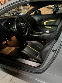 2016 Aston Martin V12 VANTAGE 照片 9