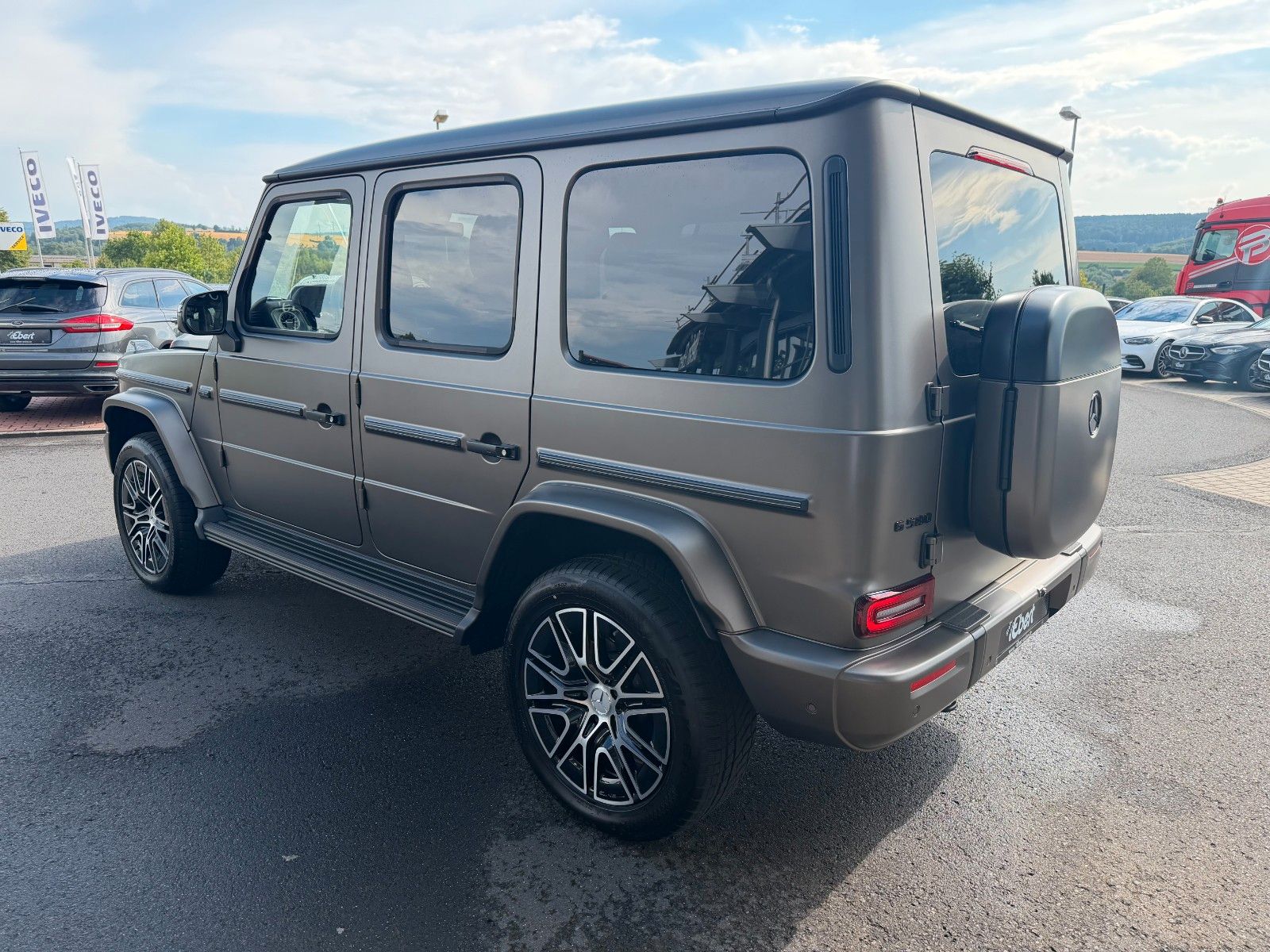 Fahrzeugabbildung Mercedes-Benz G 580 AMG+Distr+Burm3D+Massage+ESD+Night+360