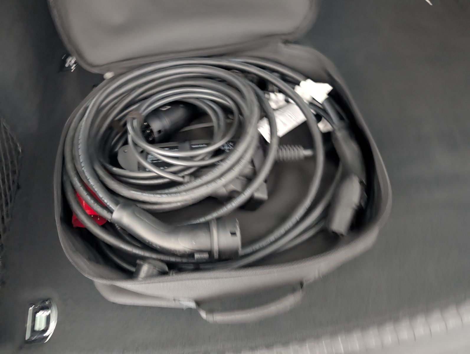 Fahrzeugabbildung Audi A6 55 TFSI e quat 3x S-Line MATRIX PANO 4xKlima