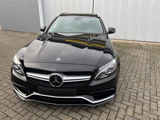 Mercedes-Benz C 63 AMG T-Modell / gepflegter Wagen