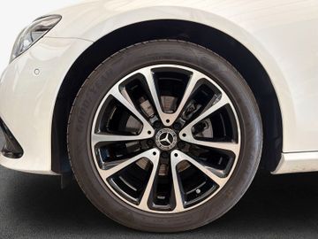 Mercedes E 200 - 8