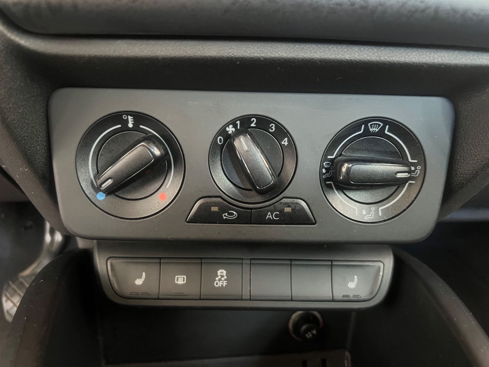 Fahrzeugabbildung Audi A1 attraction * Sitzheizung *