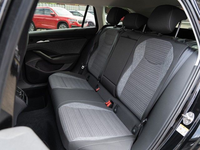 Superb Combi 2.0 TSI Selection 4x4 DSG AHK+MATRI
