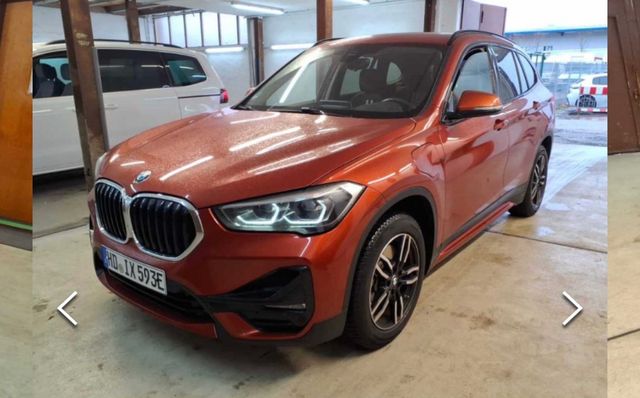 BMW X1 xDrive 25 e Sport Line+LED+H&K+NAVI+KAMERA+