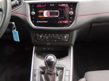 Fotografie des Seat Arona FR 6-G 81kw AHK Navi Climatronic ALU `18