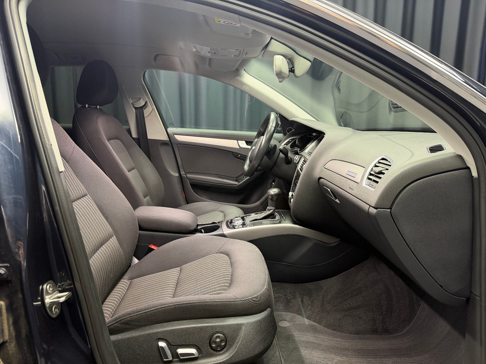 Fahrzeugabbildung Audi A4 Avant 3.0 TDI quattro|BANG&OLUFSEN|1.HAND