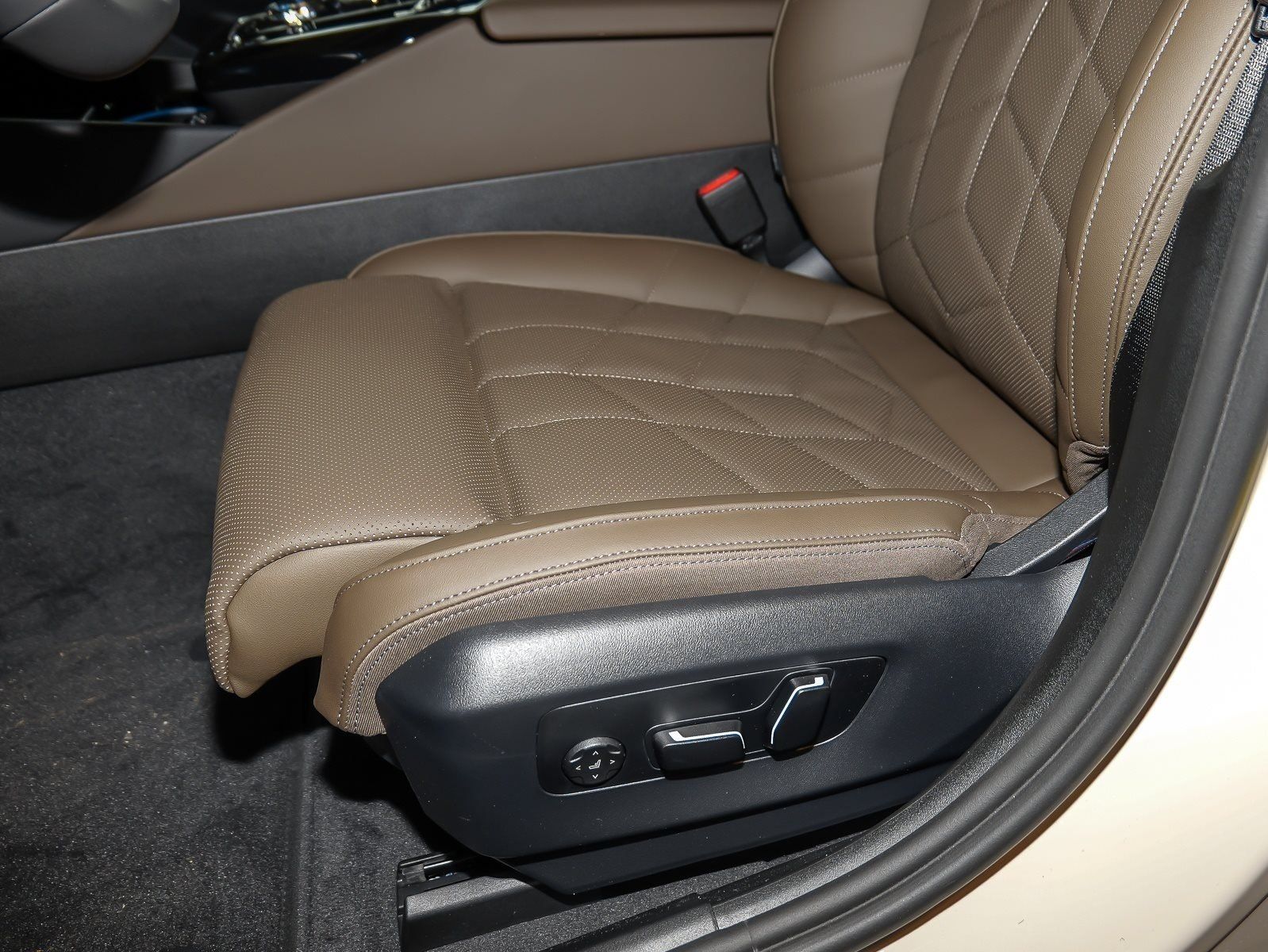 BMW i5 - Bild 17