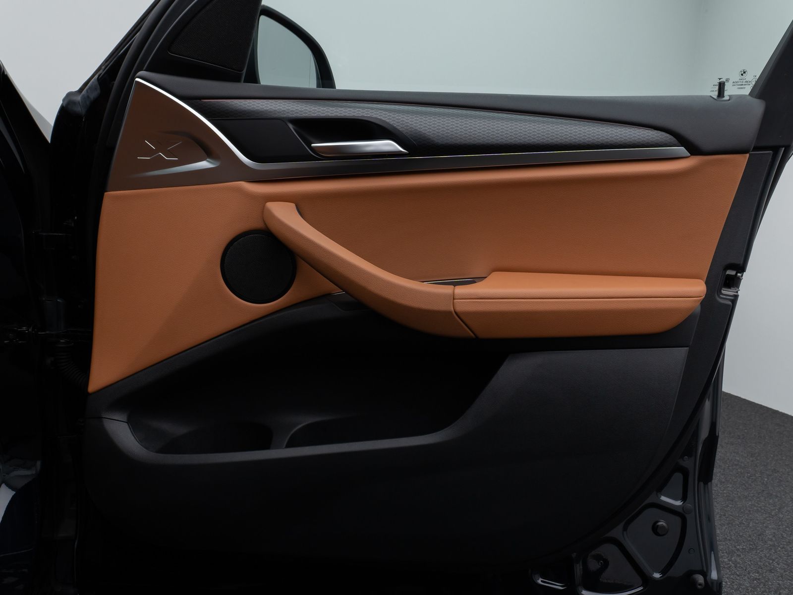 Fahrzeugabbildung BMW X3 xD30i M Sport Panorama Kamera DAB HiFi Alarm