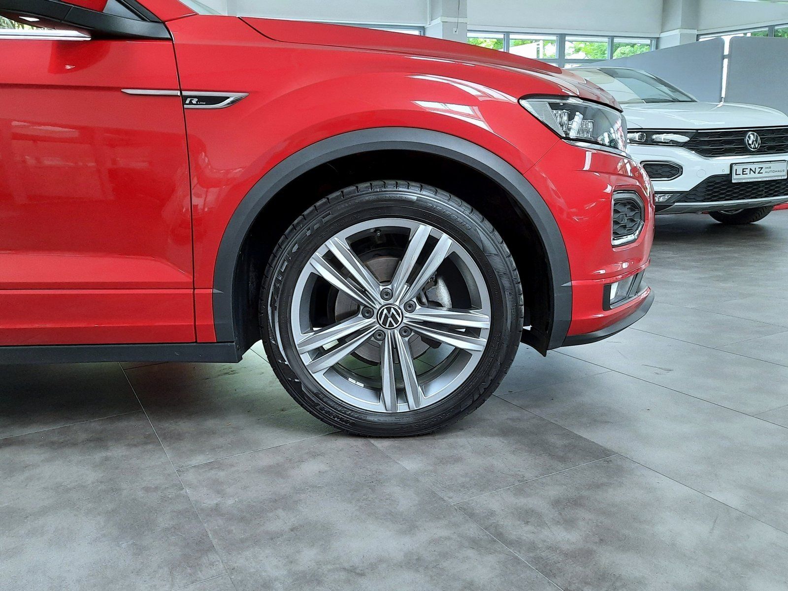 Fahrzeugabbildung Volkswagen T-Roc Cabrio R-Line TSI *AHK*Navi*PDC*ACC*LED*