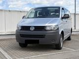 Volkswagen T5 Kombi Transporter -9-Sitzer , AHK - Volkswagen T5 Kombi aus 2012