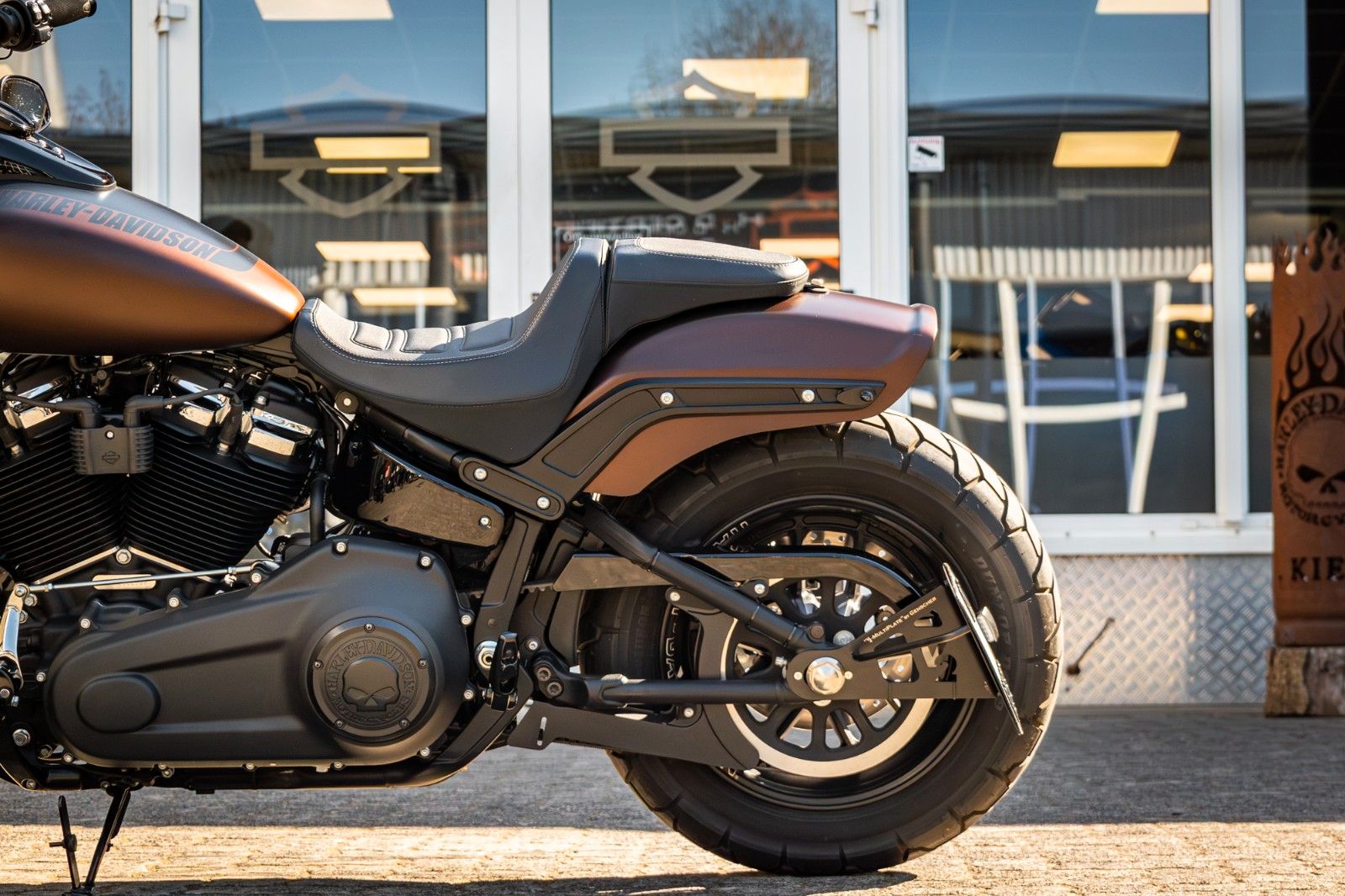 Fahrzeugabbildung Harley-Davidson FXFBS FAT BOB 114 CUI SOFTAIL - Penzl -