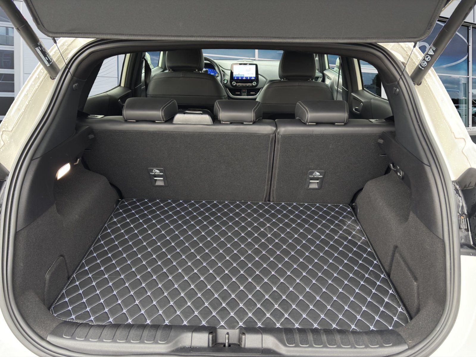 Fahrzeugabbildung Ford Puma  ST-Line Vignale