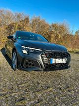 Audi S3 Limousine TFSI Quattro, Matrix*B&O*Hersteller - gebrauchte Audi S3 aus dem Jahr 2022