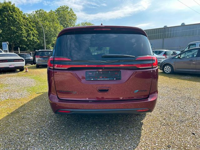 Chrysler Pacifica S 3,6 Hybrid  in Hamburg SALE! Voll