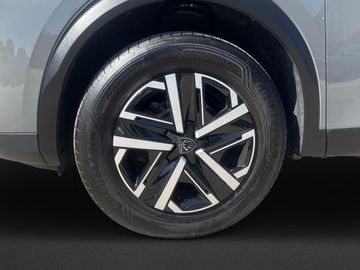 Peugeot 2008 - 8