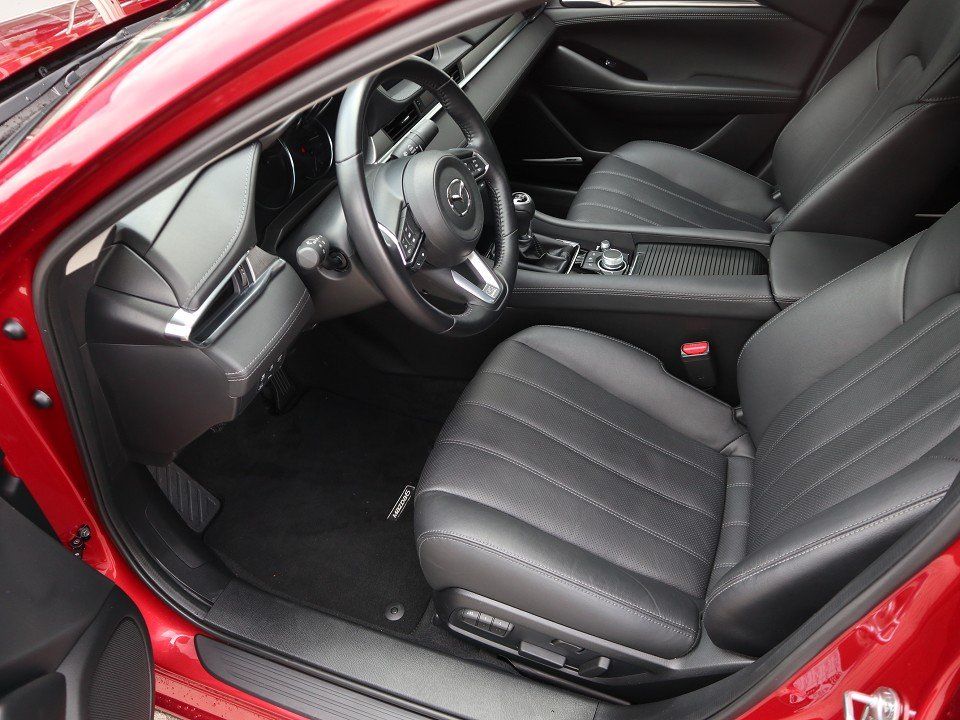 Fahrzeugabbildung Mazda 6 L Exclusive-Line G-165 LEDER-S NAVI el.Sitzv.