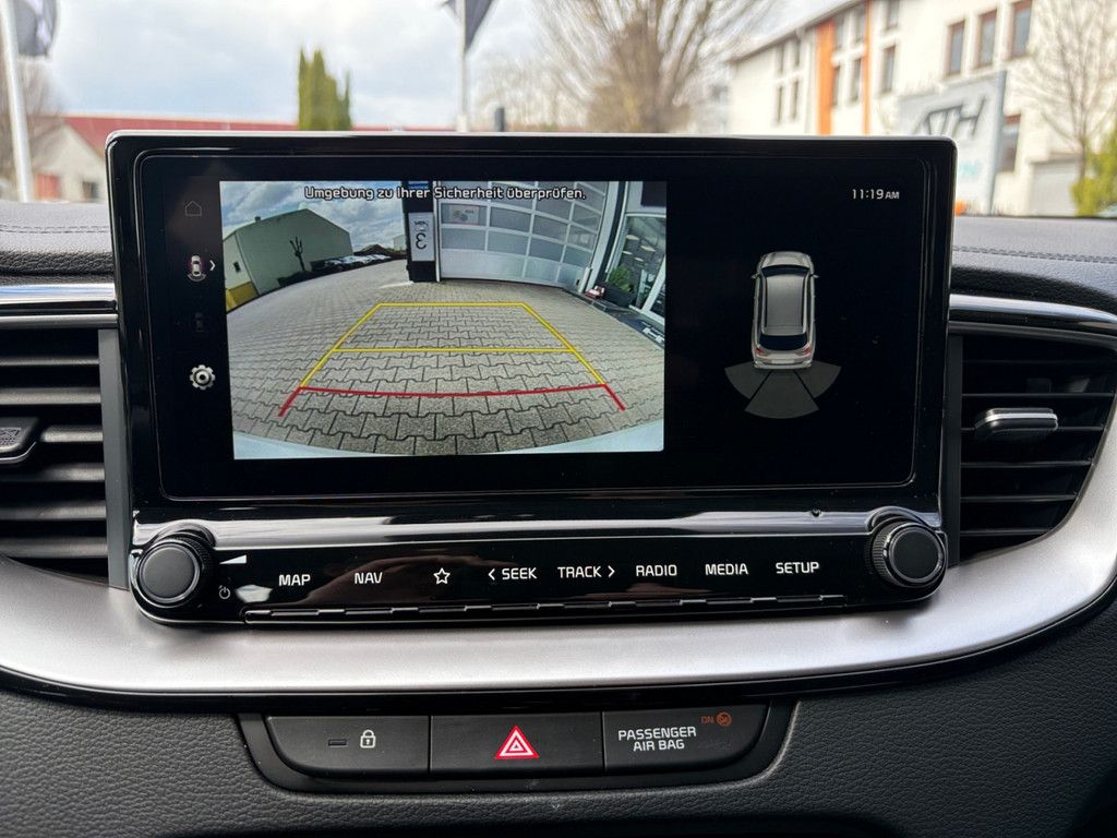 Fahrzeugabbildung Kia Ceed 1.4 Vision DCT7 STD (NAV)
