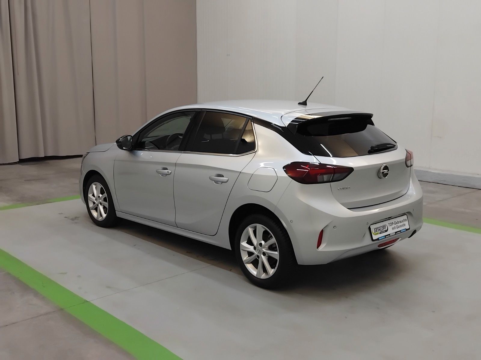 Opel Corsa (06/2023, Benzin)