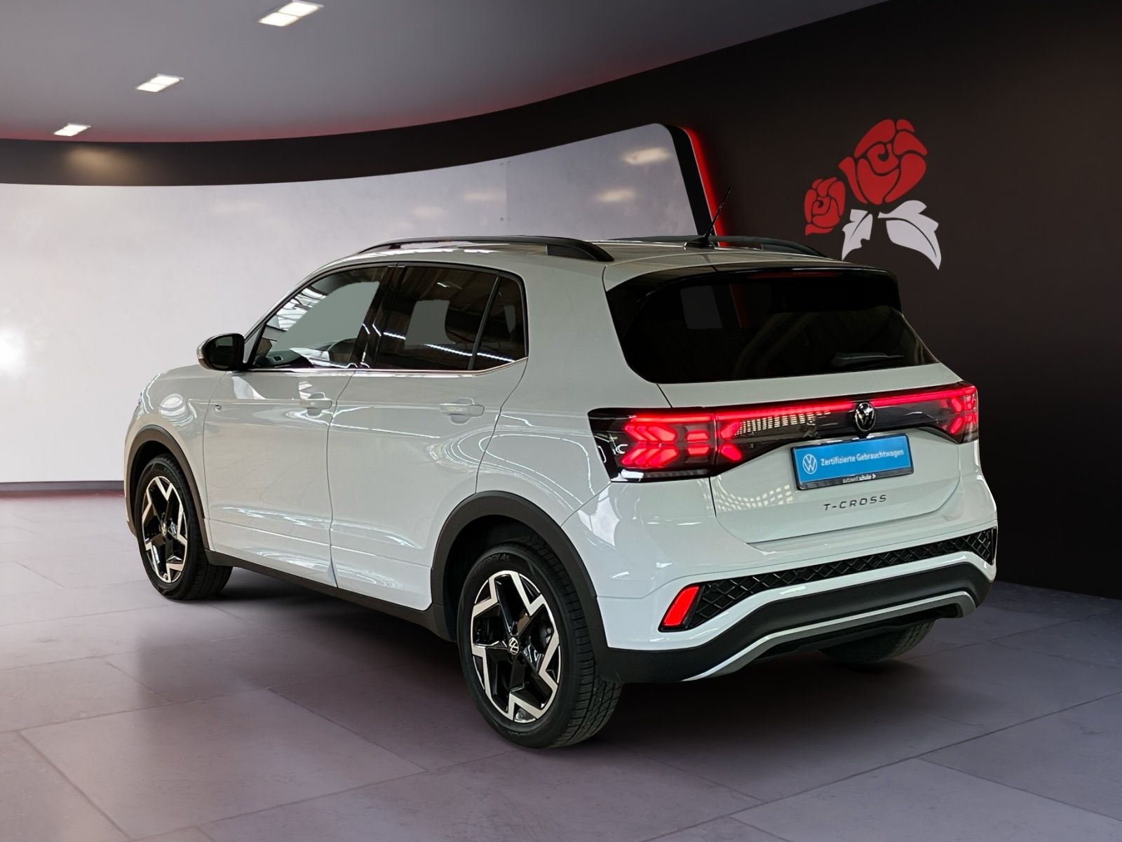 Volkswagen T-Cross 1,5 TSI DSG R-Line AHK Kamera foto 4