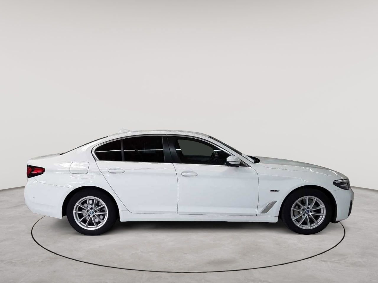 BMW 520e Aut. Navi SHZ LED imagem 3