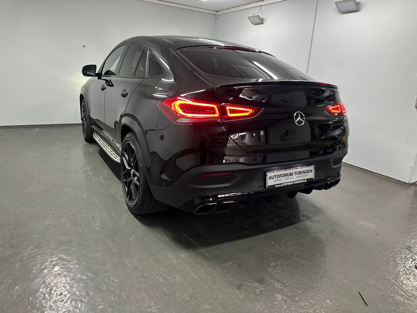 Fahrzeugabbildung Mercedes-Benz GLE 63 4MATIC+ *PANORAMA*HEADUP*KEGO*