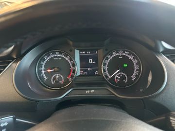 Skoda Octavia Combi Soleil *ACC*NAVI*PDC*SZHZ*APPLE*