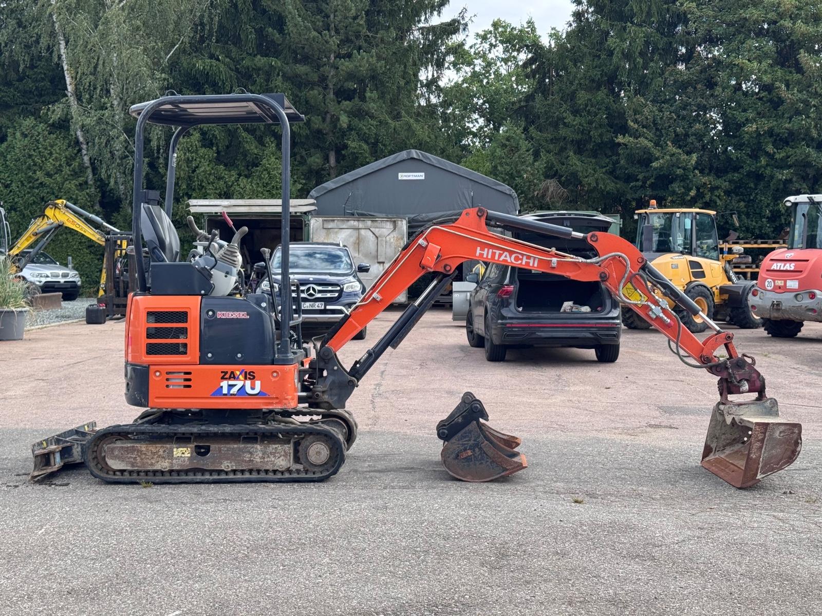 Hitachi ZX 17 U, Powertilt, 3 Löffel