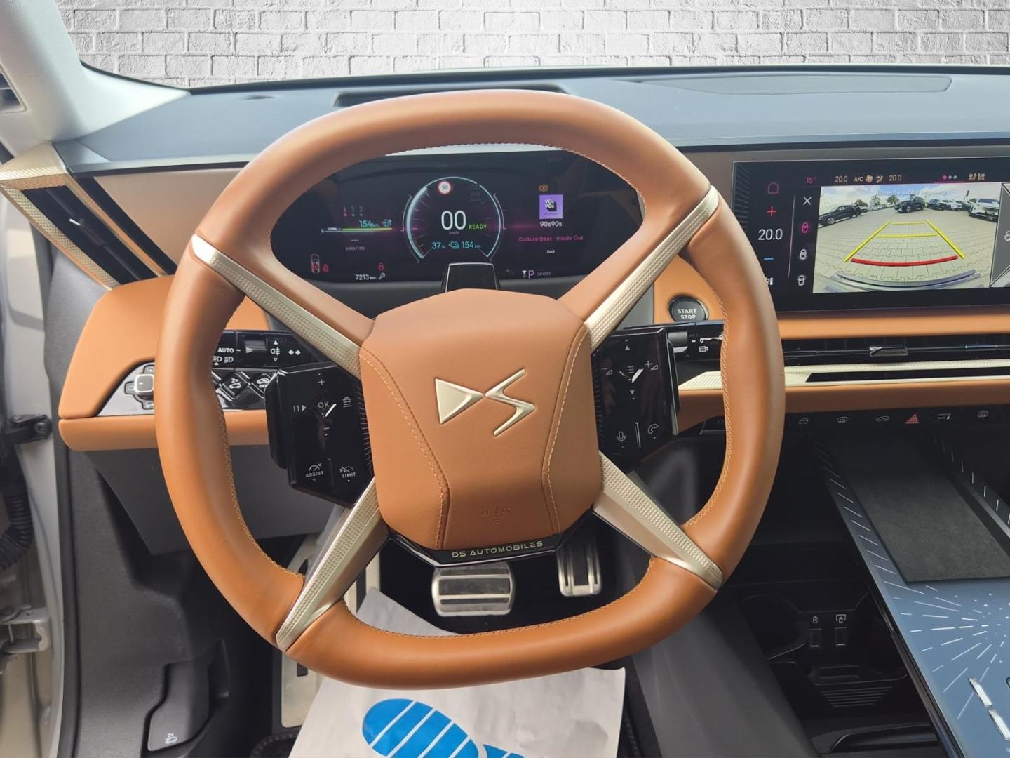 DS Automobiles No8 Etoile FWD 230PS LEDER/ACC/NAVI/Glasdach/LED