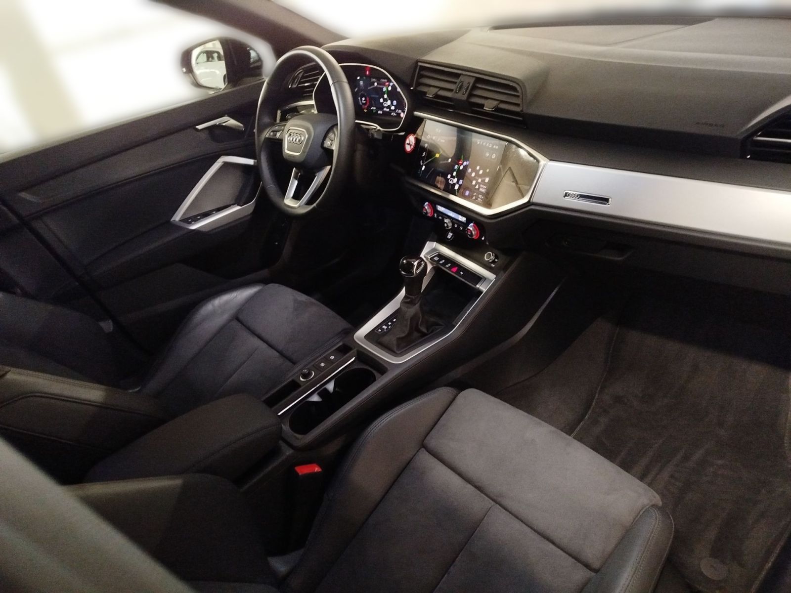 Audi Q3 - Bild 13