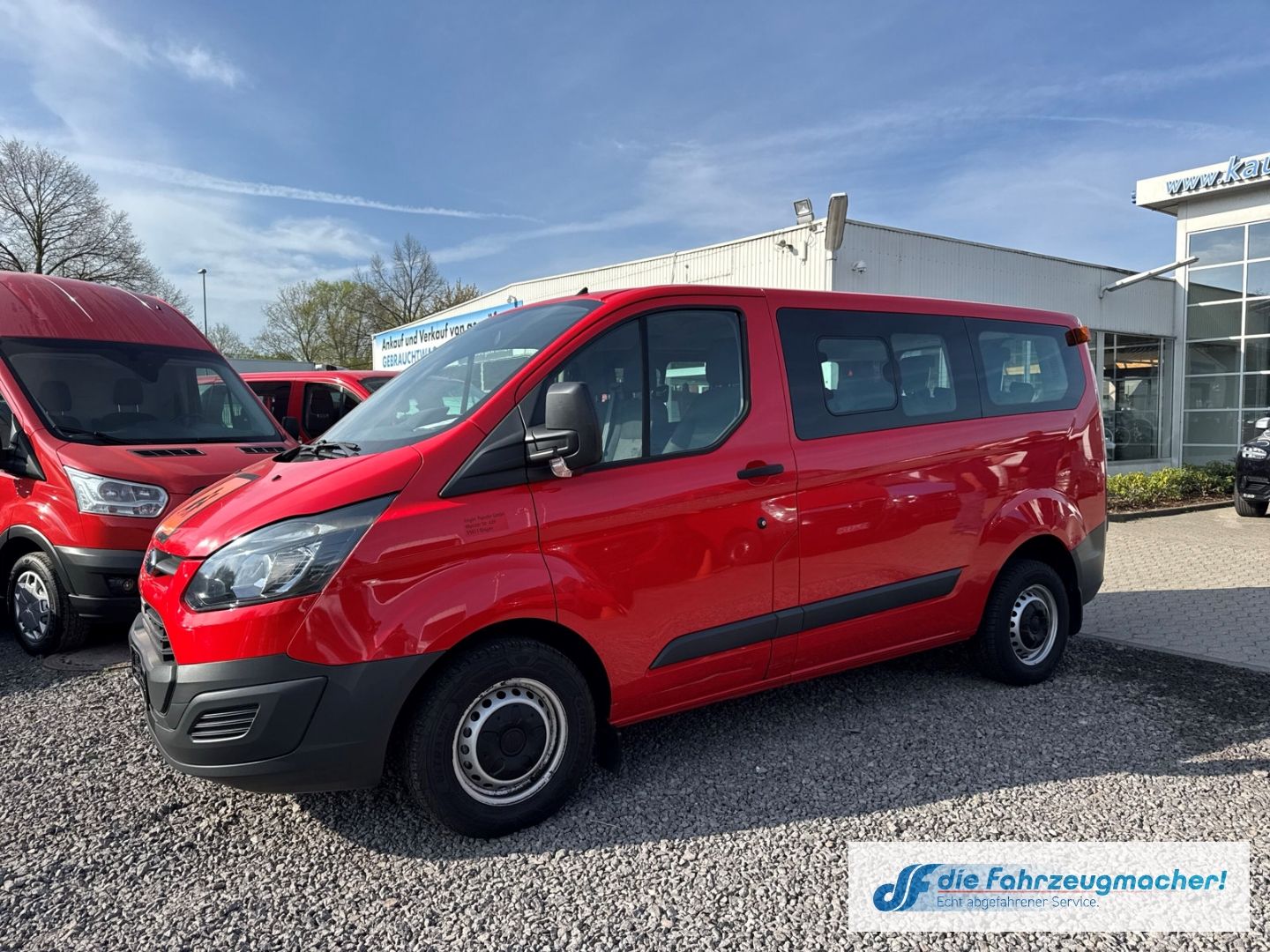 Fahrzeugabbildung Ford Transit Custom Kombi 300 L1 2.2 TDCi *1593 Expor