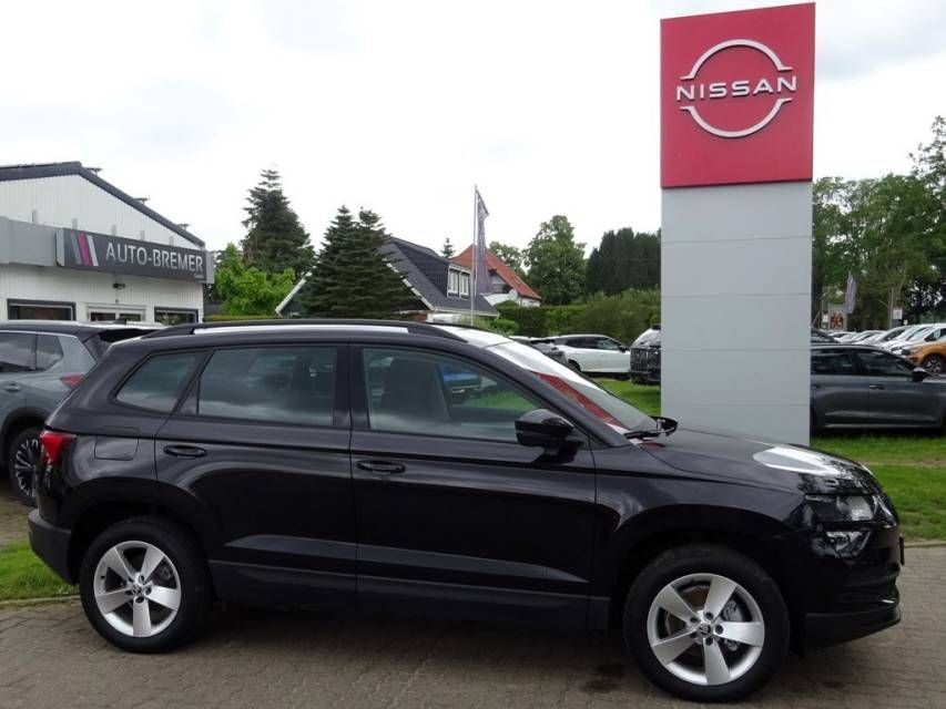 Fahrzeugabbildung SKODA Karoq 2.0 TDI Automatik  Ambition