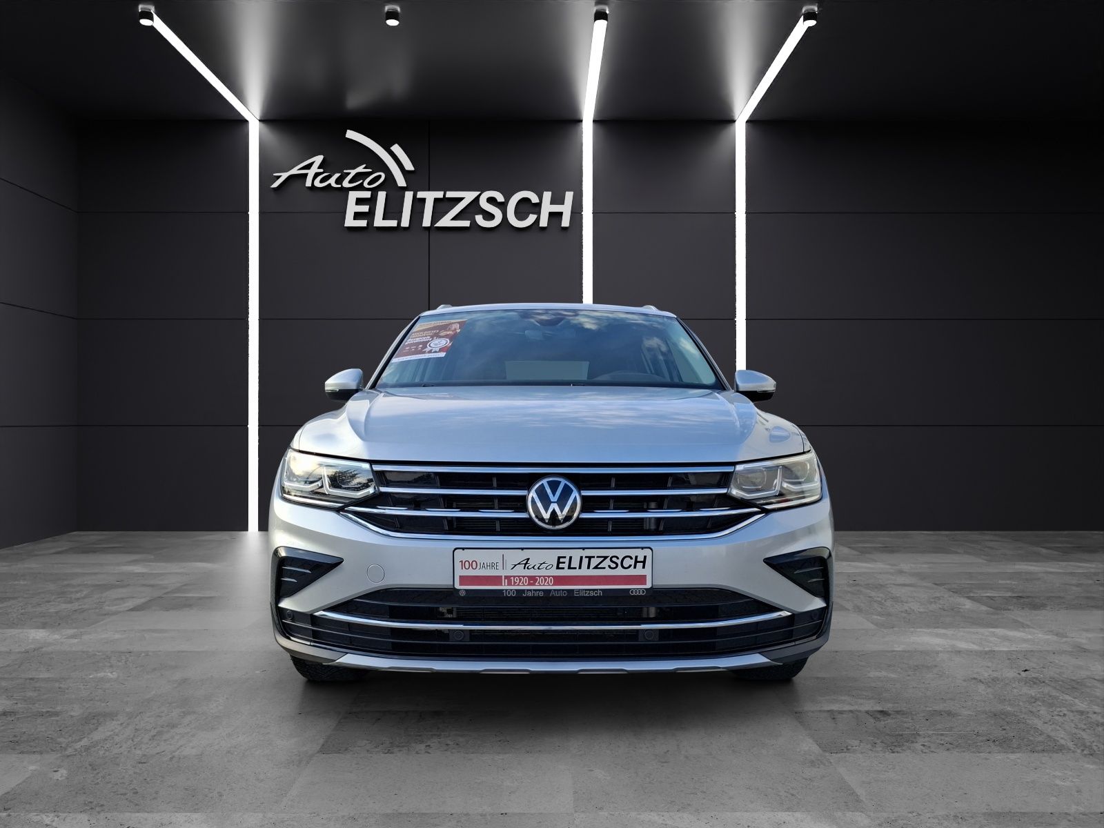 Fahrzeugabbildung Volkswagen Tiguan eHybrid Elegance DSG Matrix AHK Navi AID
