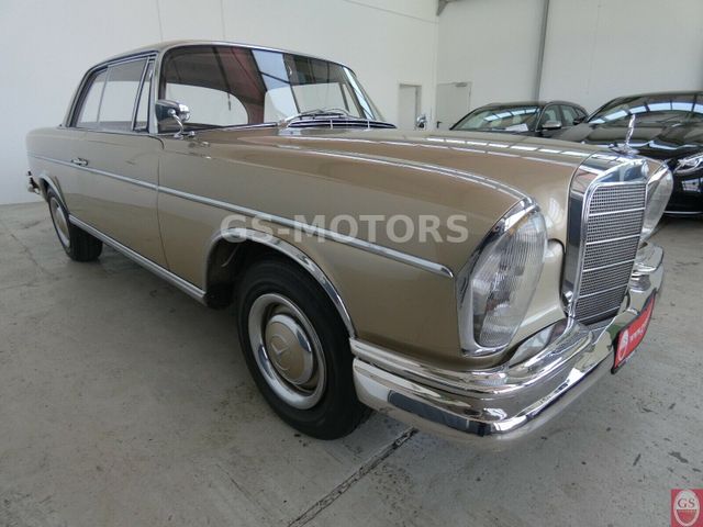 Mercedes-Benz 300 SE COUPE W112 RESTAURIERT CLASSIC DATA 2+