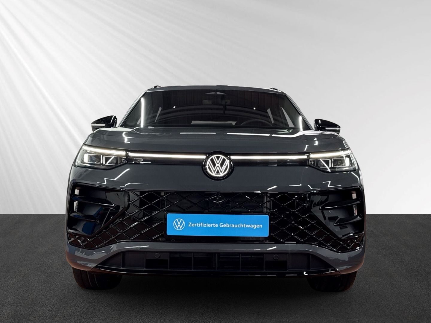Volkswagen Tayron 1.5 TSI eHybrid R-Line DSG 360° AHK Pano foto 4