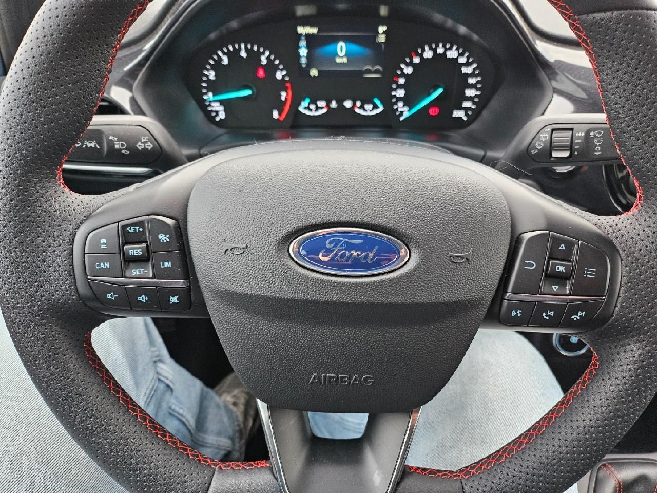 Fahrzeugabbildung Ford Fiesta ST-Line