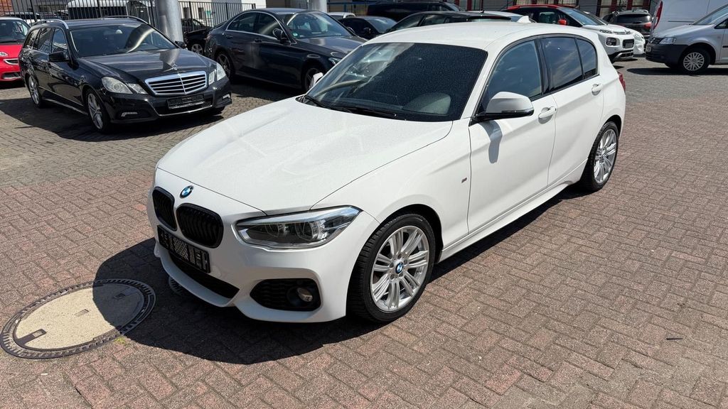 Image of BMW 118