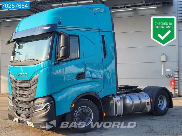 Iveco S-Way 460 4X2 LNG 2xTanks Retarder ACC Standklim