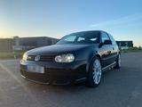 Volkswagen VW Golf 4 R32 top Zustand - Volkswagen Golf aus 2003: Golf4