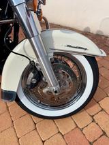 Harley-Davidson Road King Classic FLHRC - HARLEY-DAVIDSON GEBRAUCHT ROAD KING