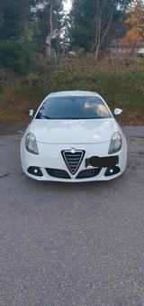 Alfa Romeo Giulietta 2.0 Jtdm Turismo - Alfa Romeo Gebrauchtwagen in Freiburg