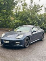 Porsche Panamera 4 - Porsche Panamera in Dortmund