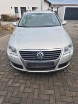 Volkswagen Passat 1.6 TDI Diesel Bluemotion - Volkswagen Passat mit Diesel-Antrieb: Kombi, 1.6