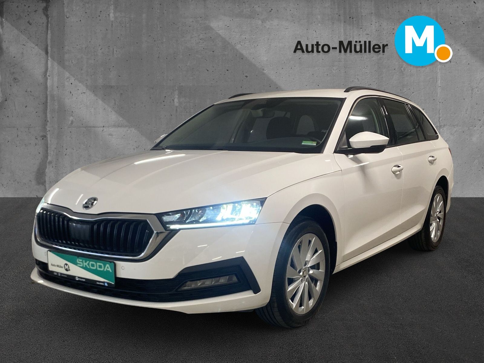 Skoda Octavia - 1