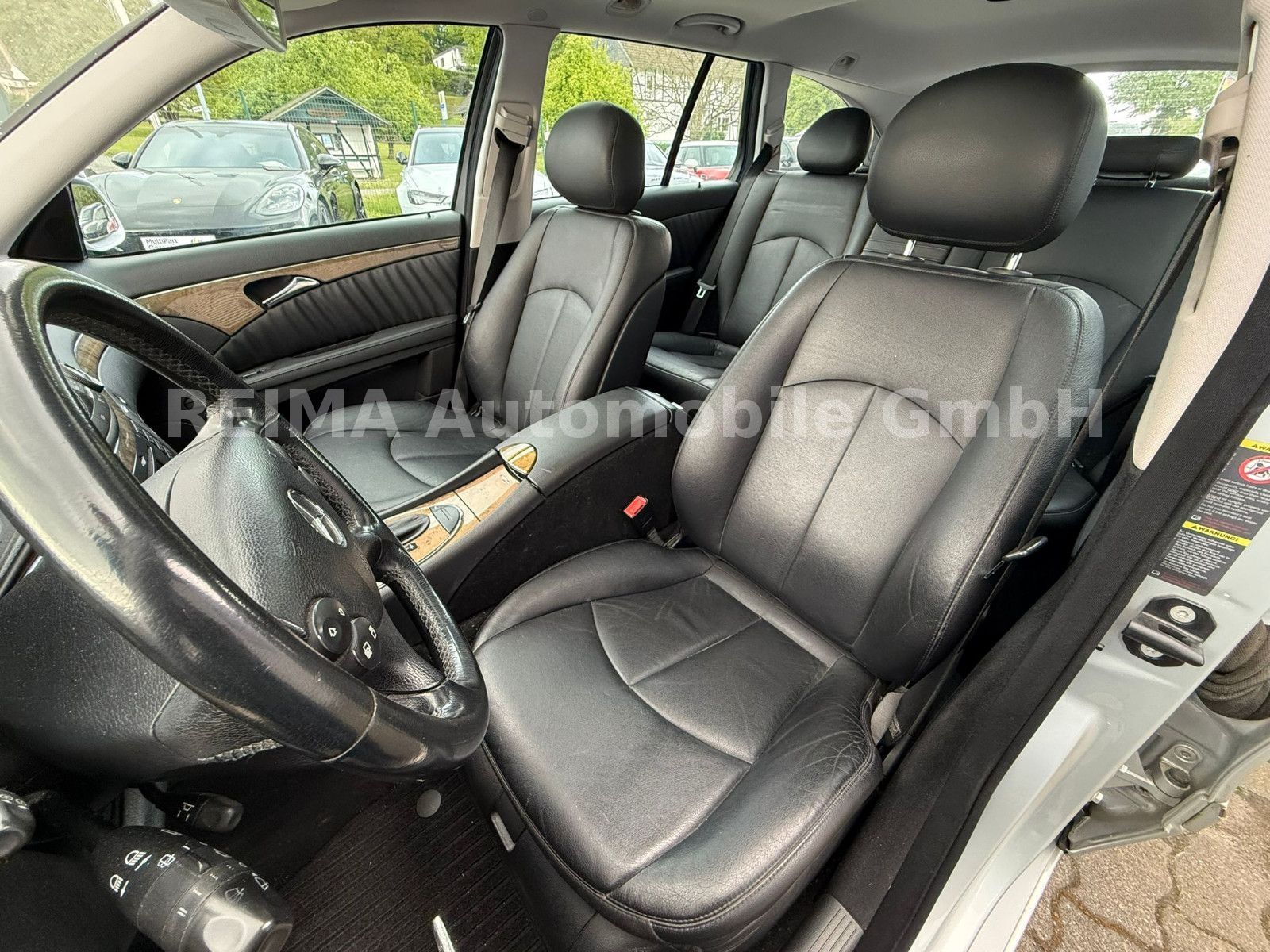 Fahrzeugabbildung Mercedes-Benz E 280  T-Modell Avantgard, ESSD, Leder, Xenon