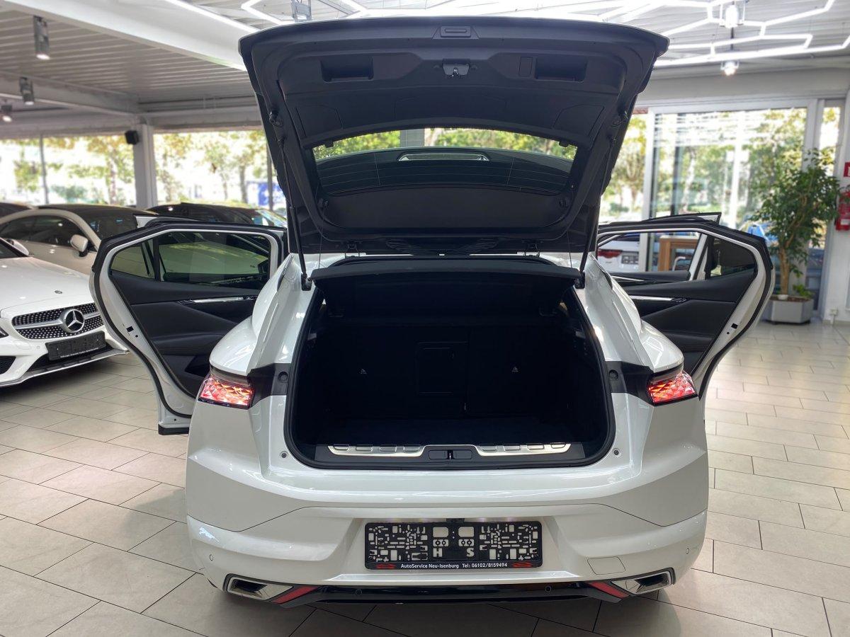 DS Automobiles 4 1.2 PureTech 130 Performance Line+ Alcantara H