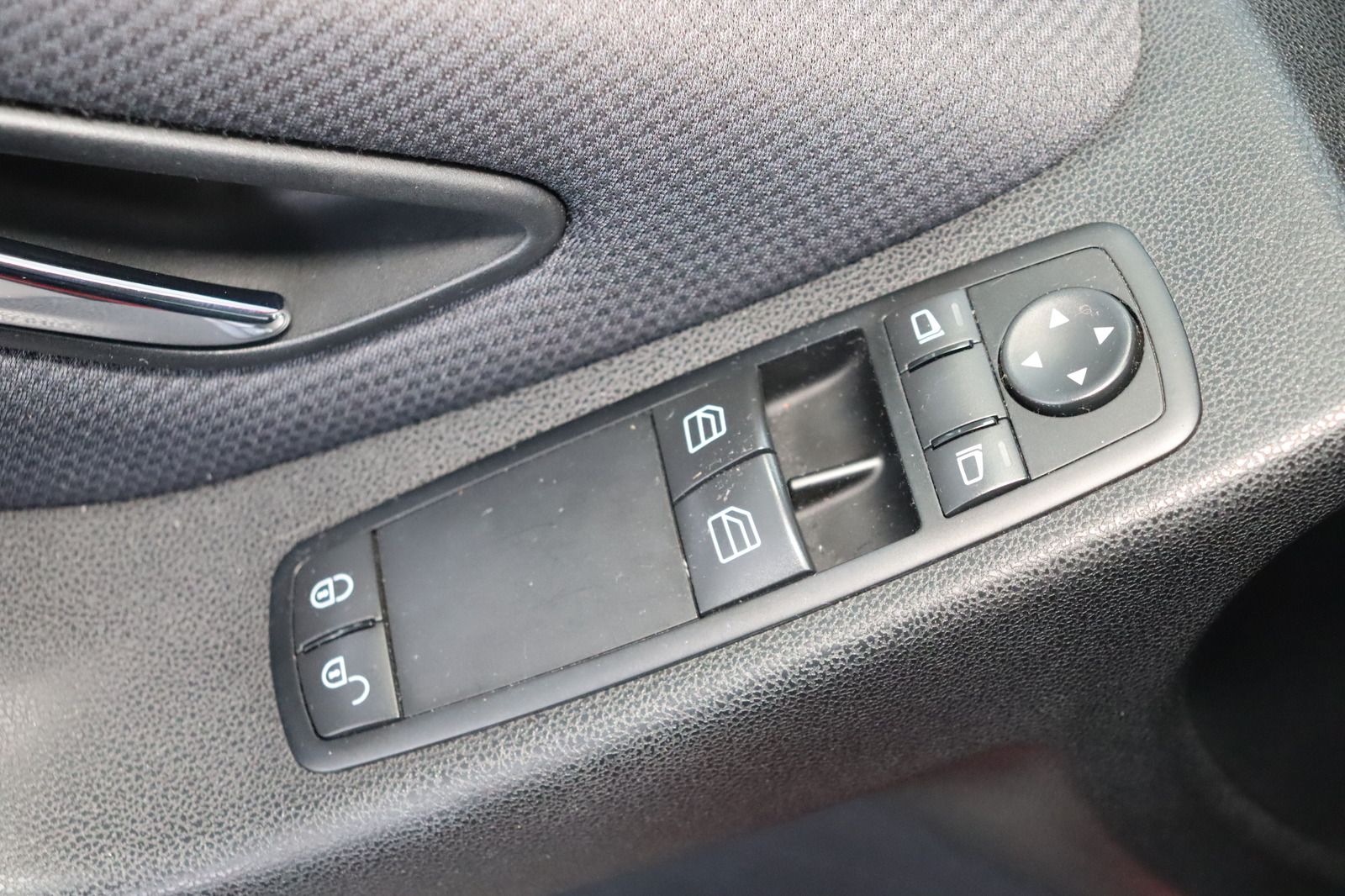 Fahrzeugabbildung Mercedes-Benz A 170 * Klima * Tempomat * HU/AU neu