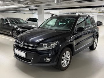 Volkswagen Tiguan - 2